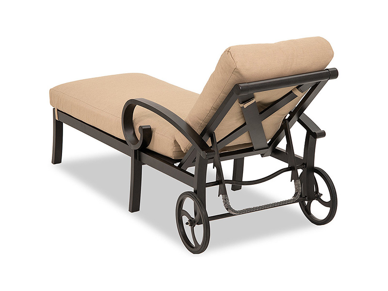 Grianstad Alúmanam le Cúisíní Chaise Lounge